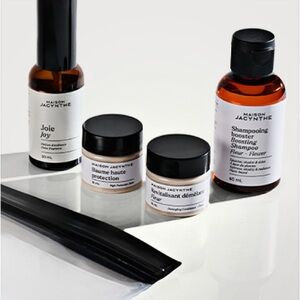 Maison Jacynthe 5pc haircare Wellness Gift w pouch New GWP